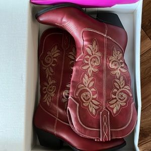 Rampage Womens red western boots